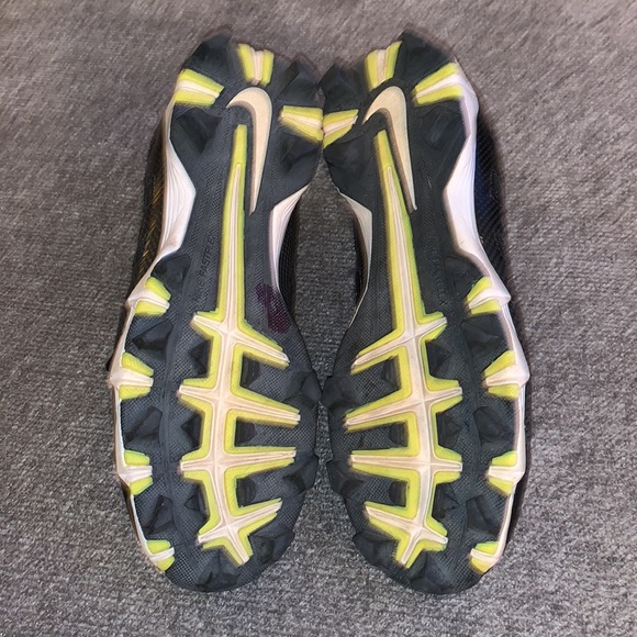 Nike Hyperdiamond Softball Cleats - Picture 7 of 7